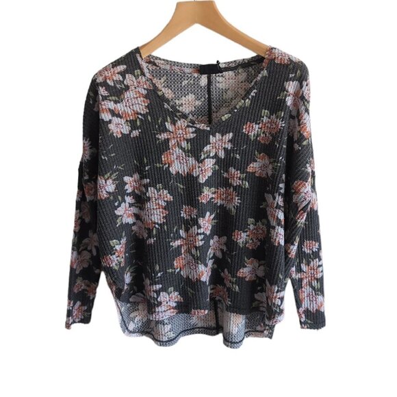 Urban Outfitters Out From Under Oversized Floral Thermal Shirt - Picture 2 of 4